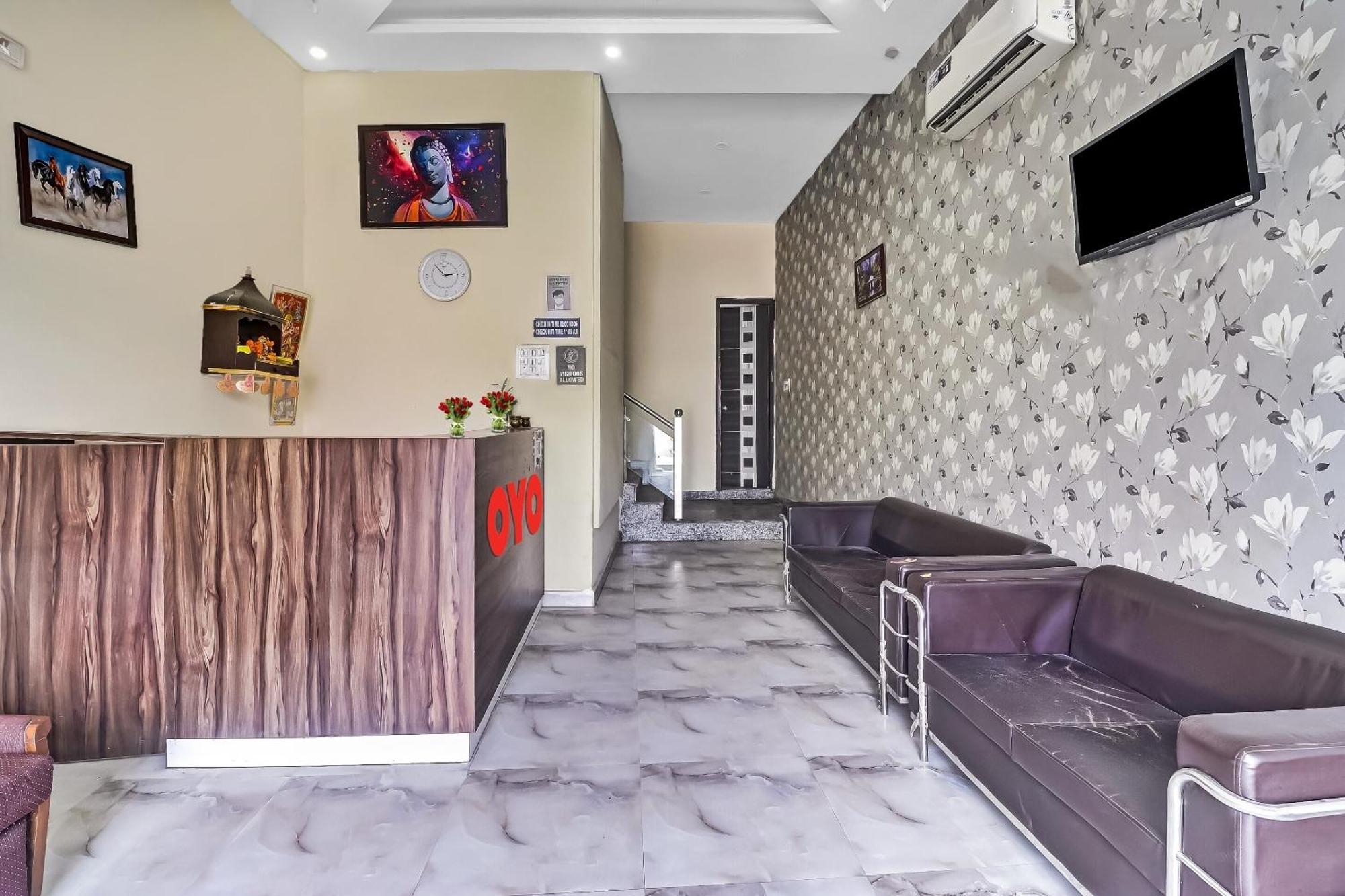 ניו דלהי Hotel O Prince Home Stay Near Ambience Mall מראה חיצוני תמונה